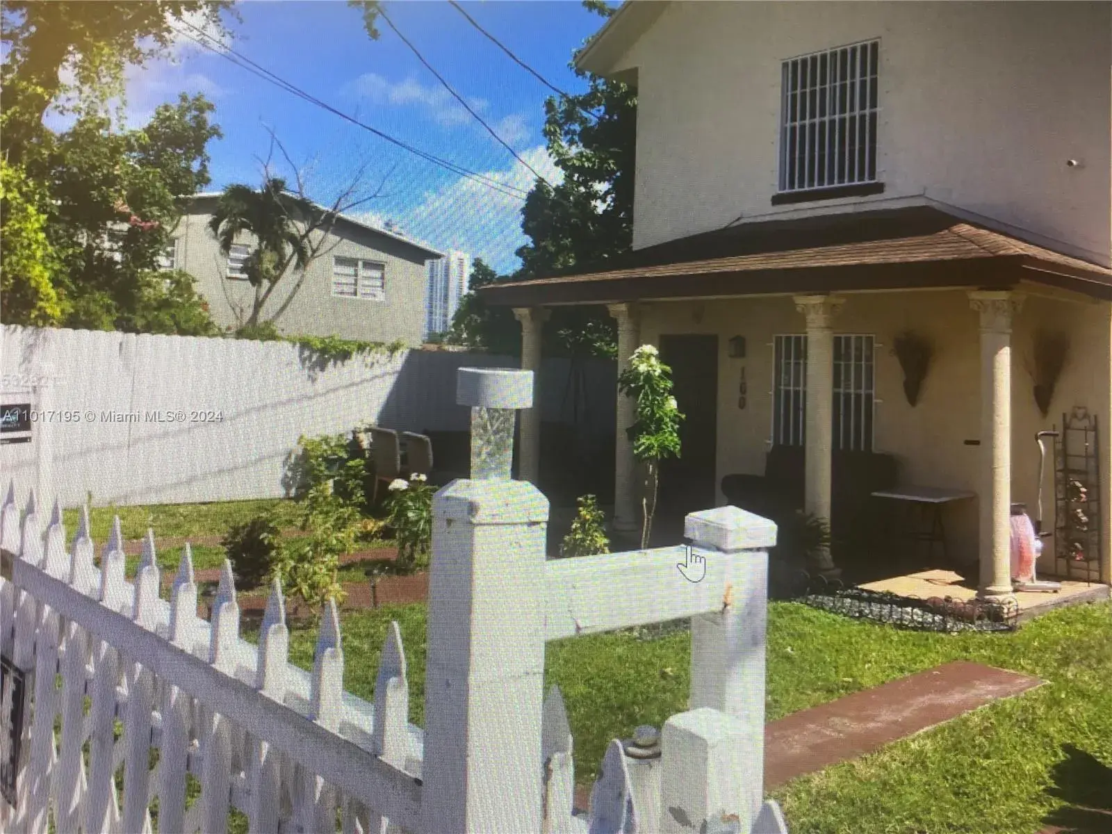 for sale at 160 NW 27th St, Miami FL 33127