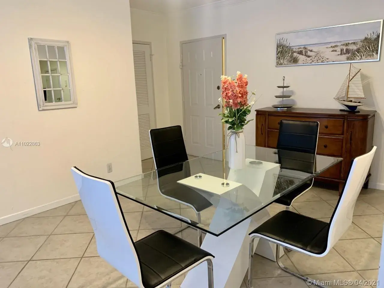 1 bedroom 1 bath Residential for sale at 2501 S Ocean Dr # 328, Hollywood FL 33019