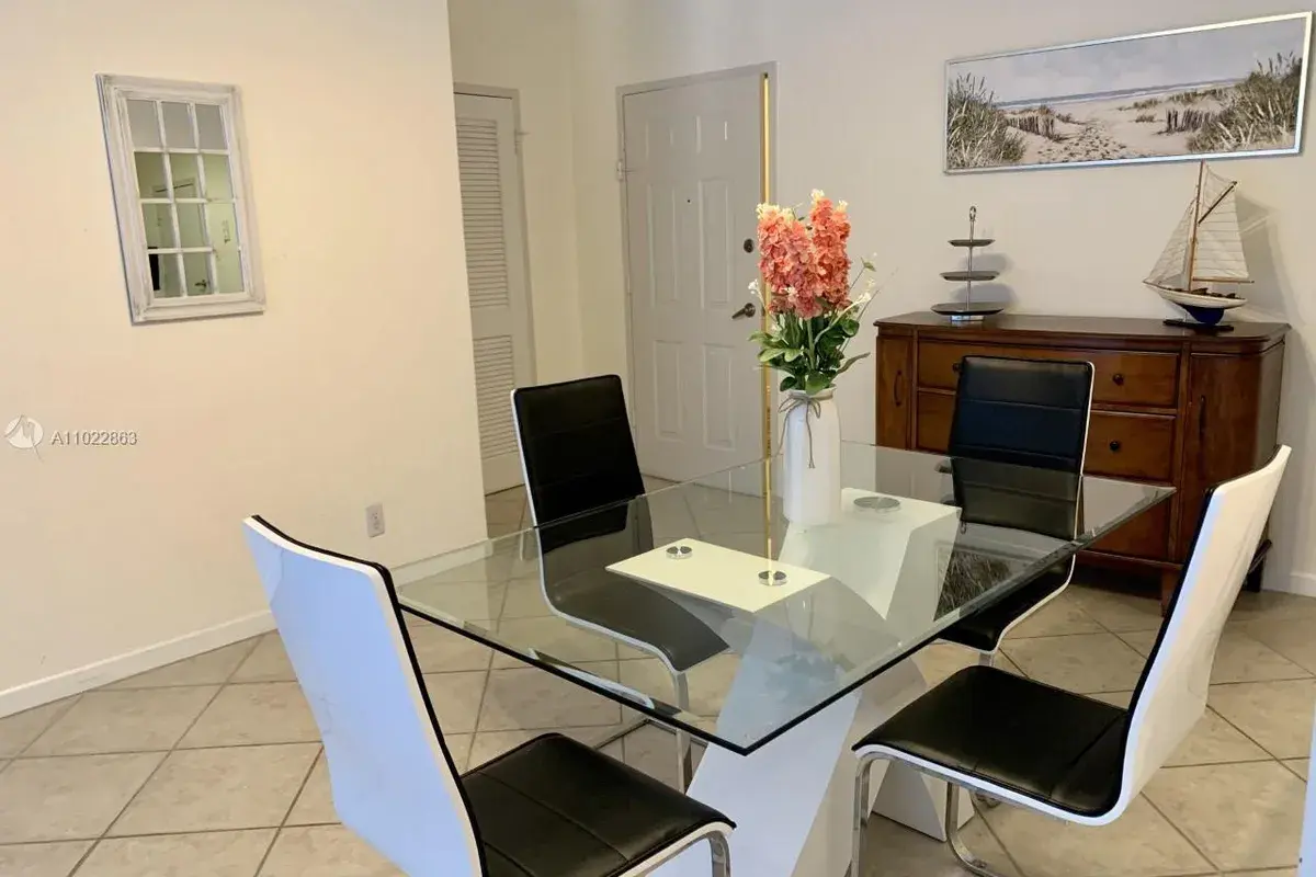 2501 S Ocean Dr # 328, Hollywood FL 33019