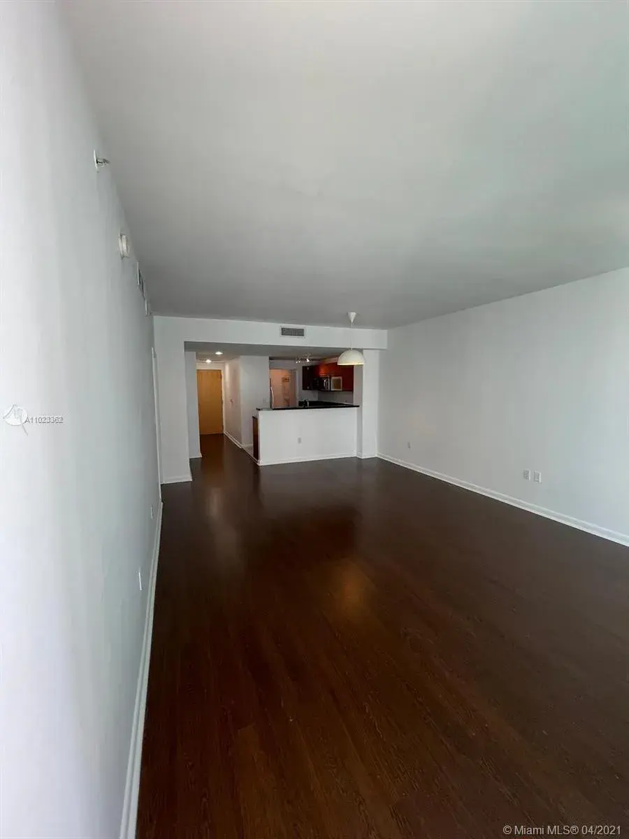 253 NE 2nd St # 1706, Miami FL 33132