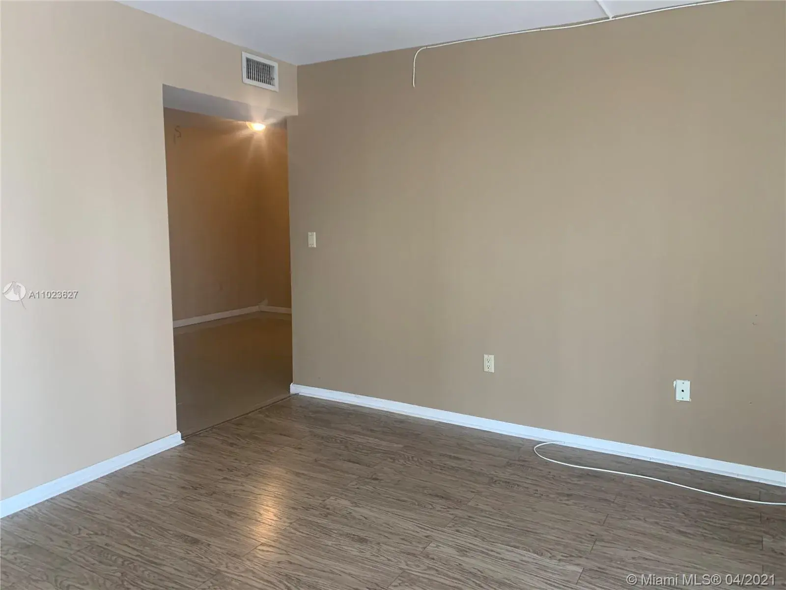 3701 N Country Club Dr # 203, Aventura FL 33180