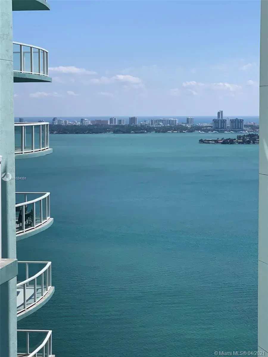 1 bedroom 1 bath Residential for sale at 1900 N Bayshore Dr # 3607, Miami FL 33132