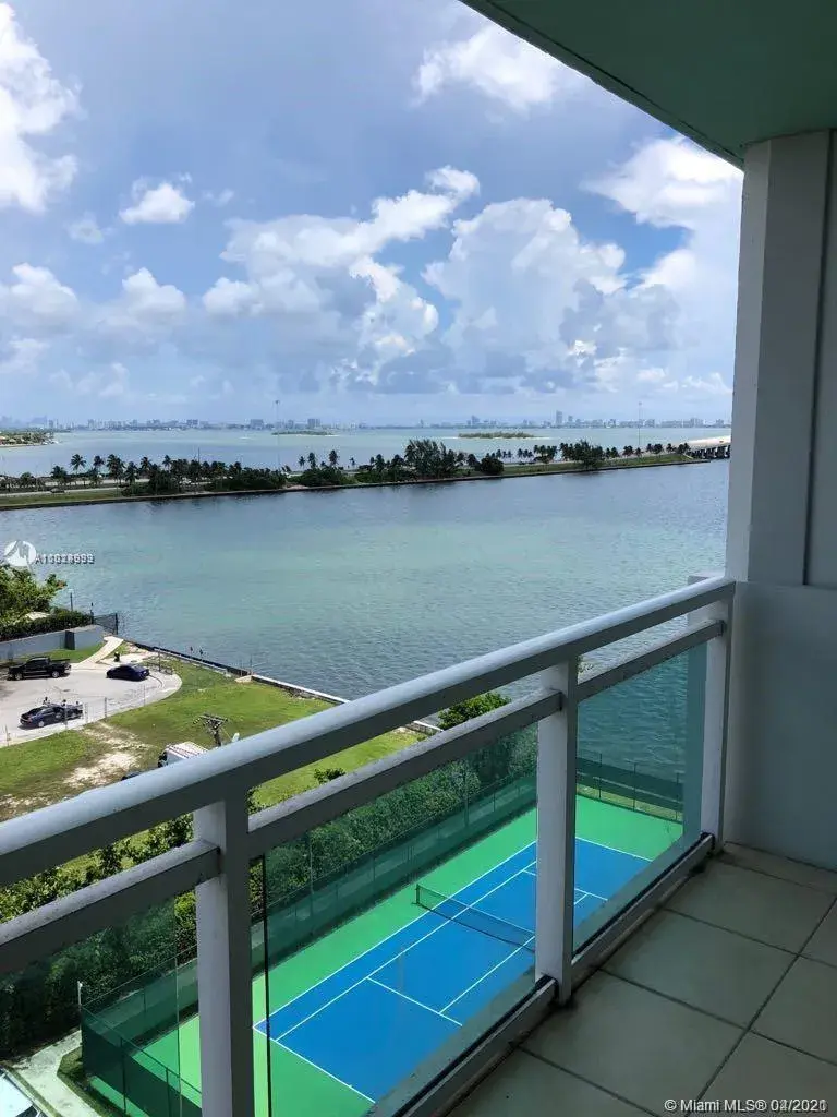 1 bedroom 1 bath Residential for sale at 3301 NE 5th Ave # 913, Miami FL 33137
