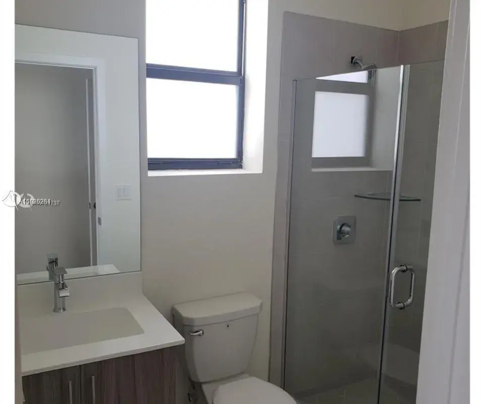 15819 NW 91st Ct, Miami Lakes FL 33018