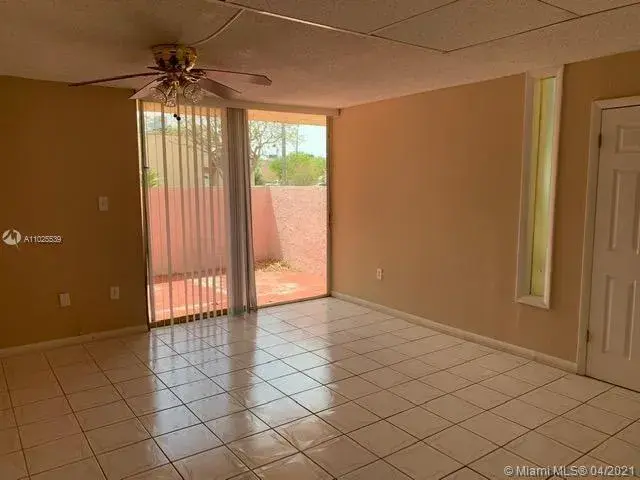 20007 SW 123rd Dr, Miami FL 33177