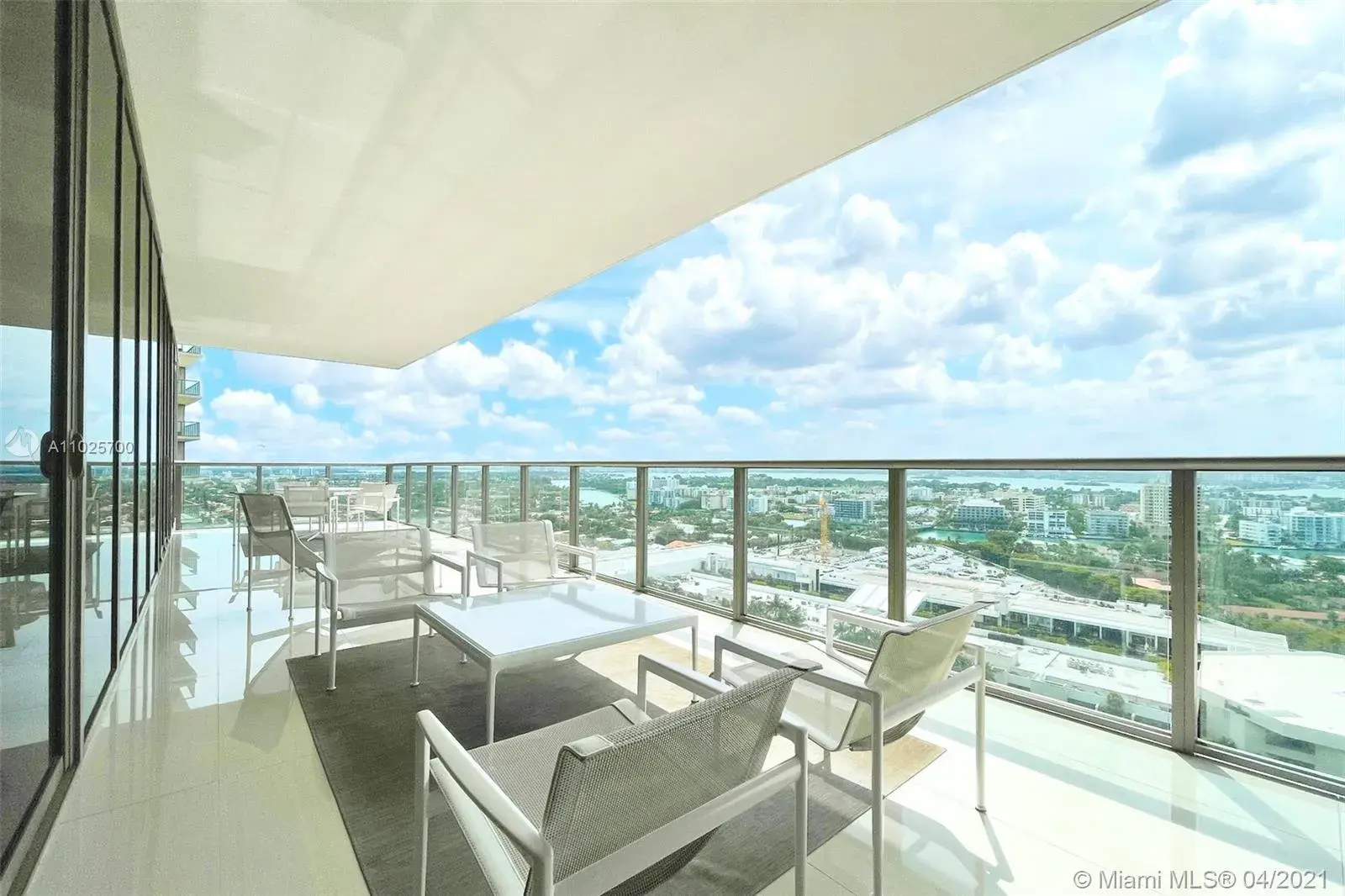 2 bedroom 2 bath Residential for sale at 9705 Collins Ave # 1905N, Bal Harbour FL 33154