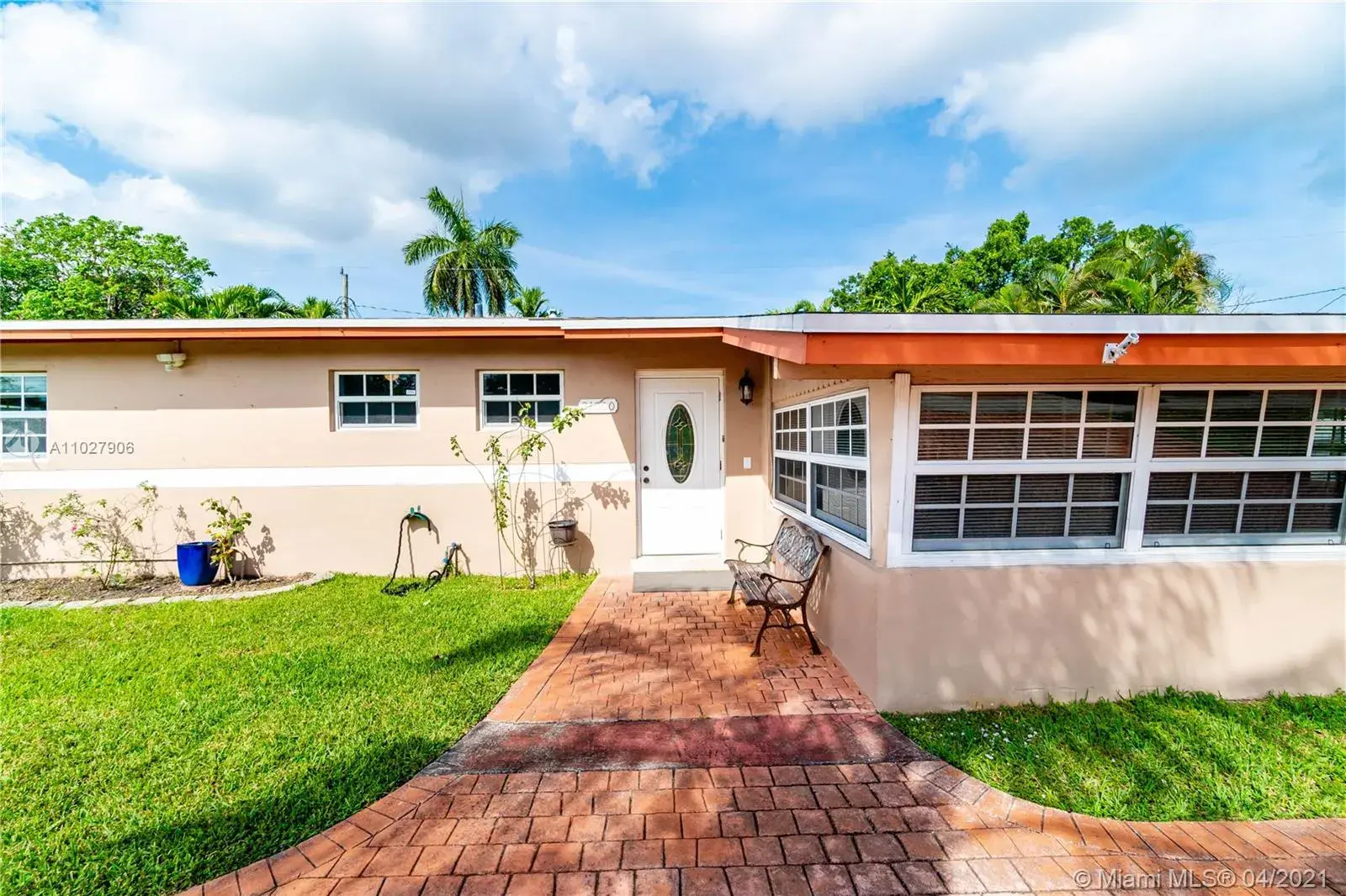 21000 NE 26th Ave, Miami FL 33180