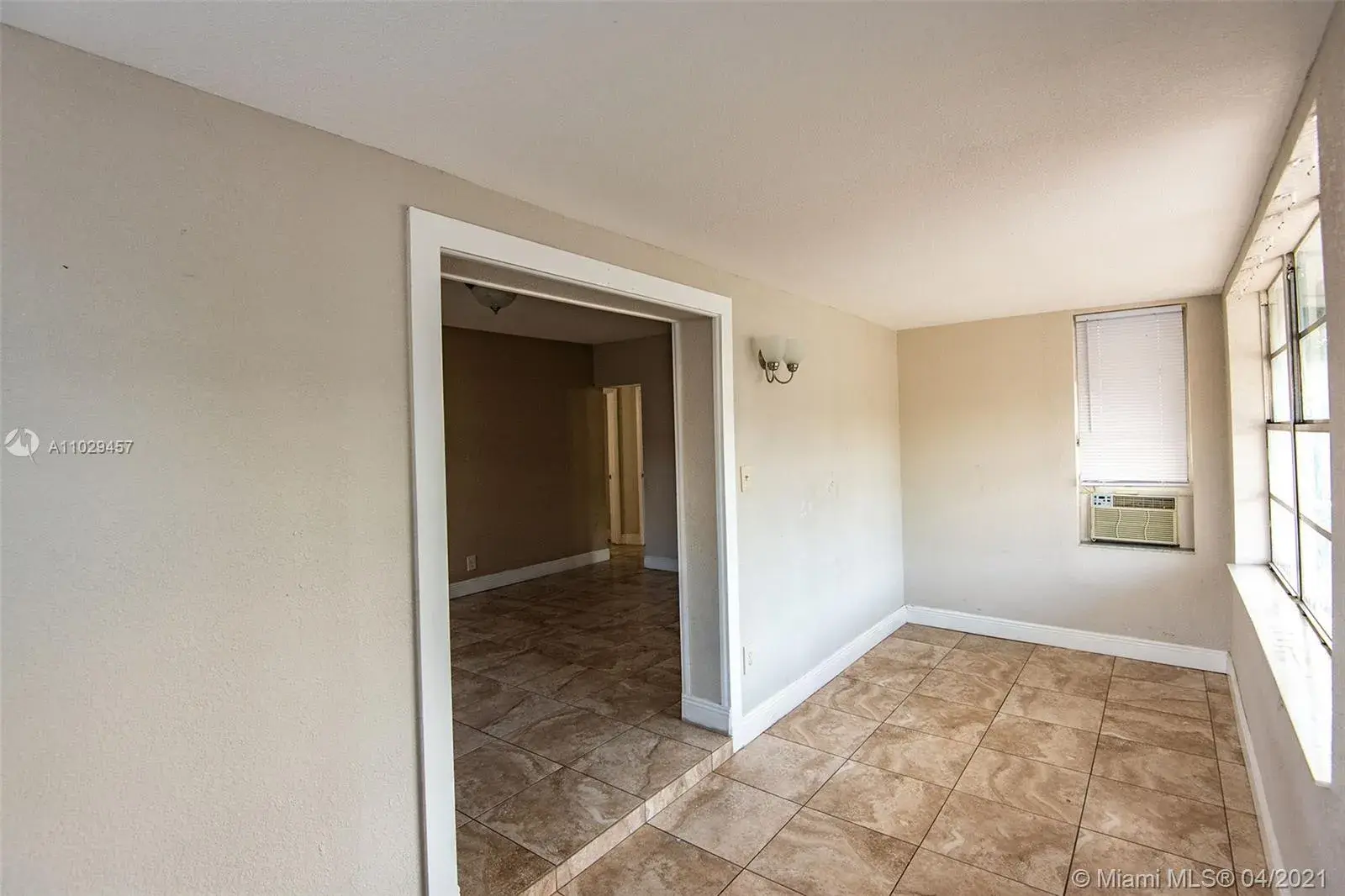 217 W 35th St, Hialeah FL 33012