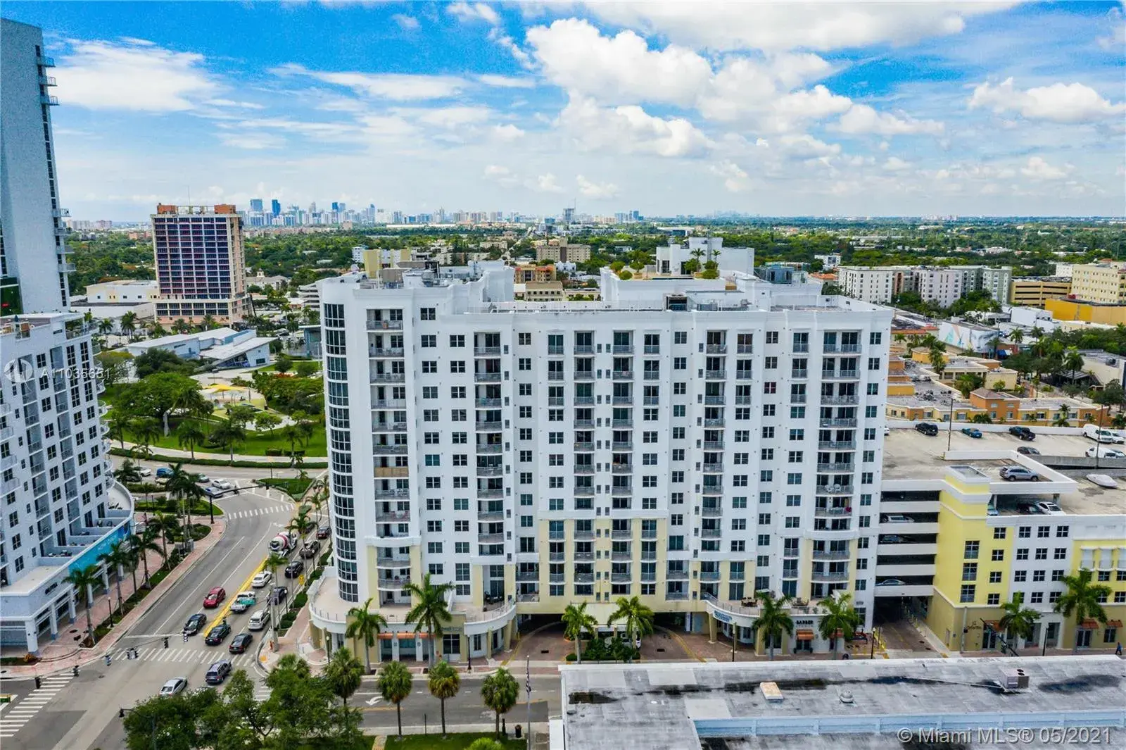 2 bedroom 2 bath for sale at 1830 Radius Dr # 909, Hollywood FL 33020
