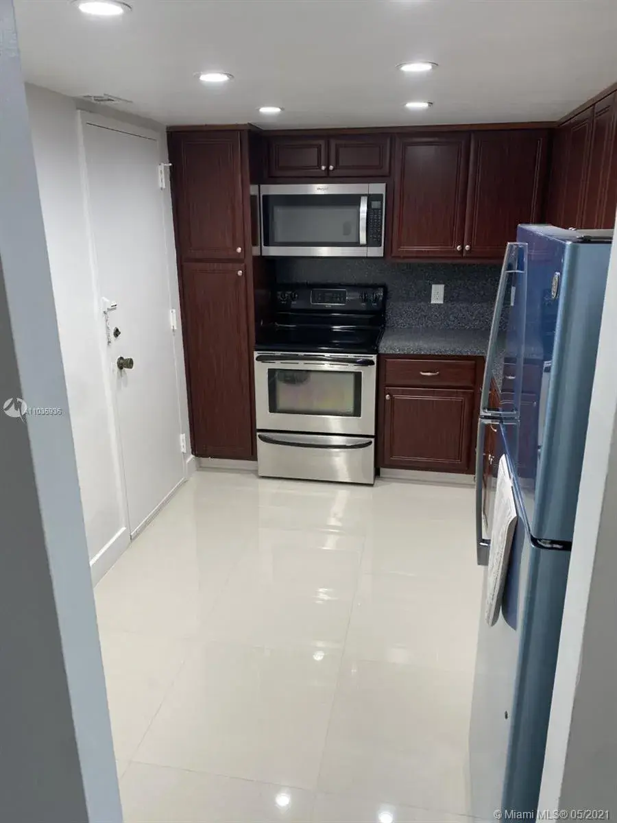 1965 S Ocean Dr # 16, Hallandale Beach FL 33009