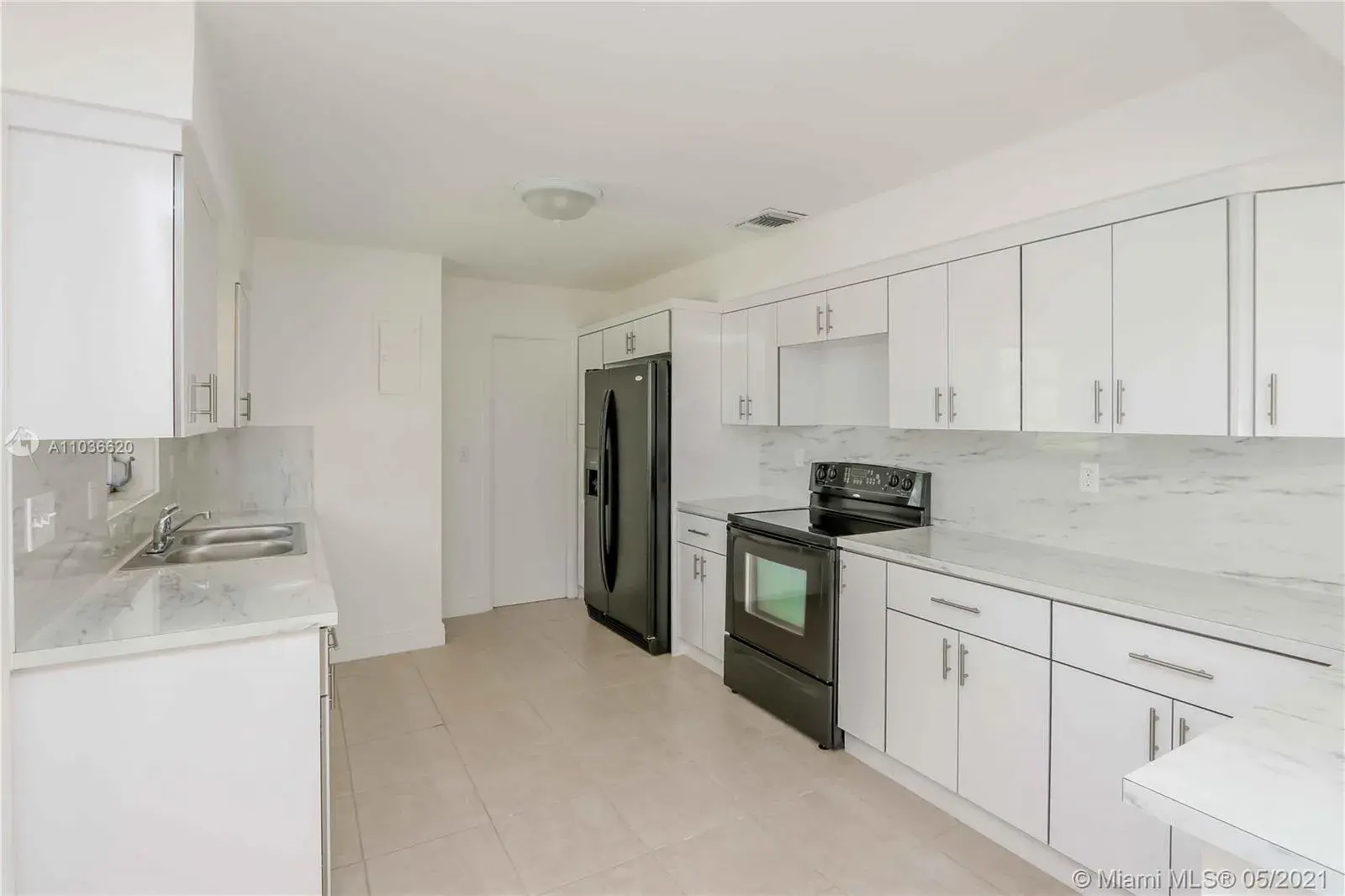 5709 Van Buren St, Hollywood FL 33023