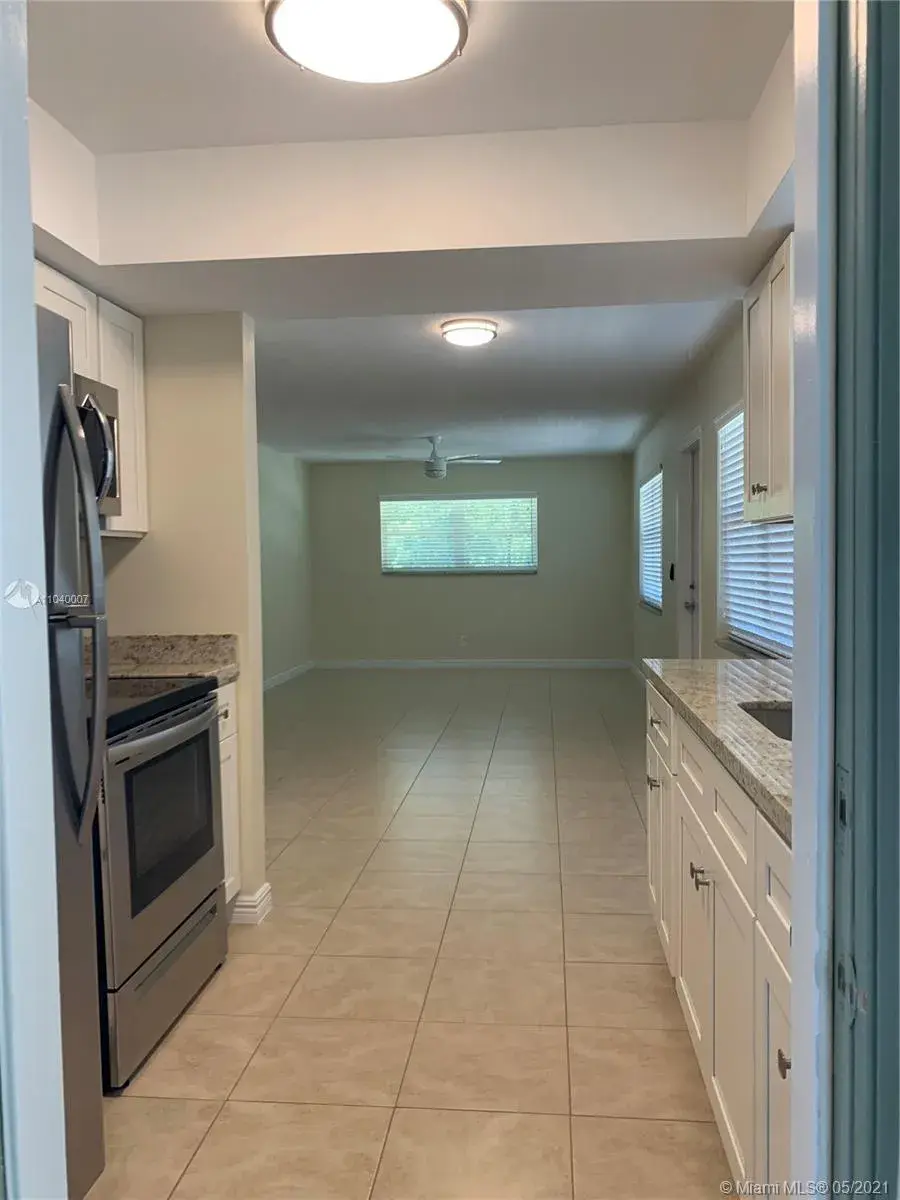 3500 Harrison St # 8, Hollywood FL 33021