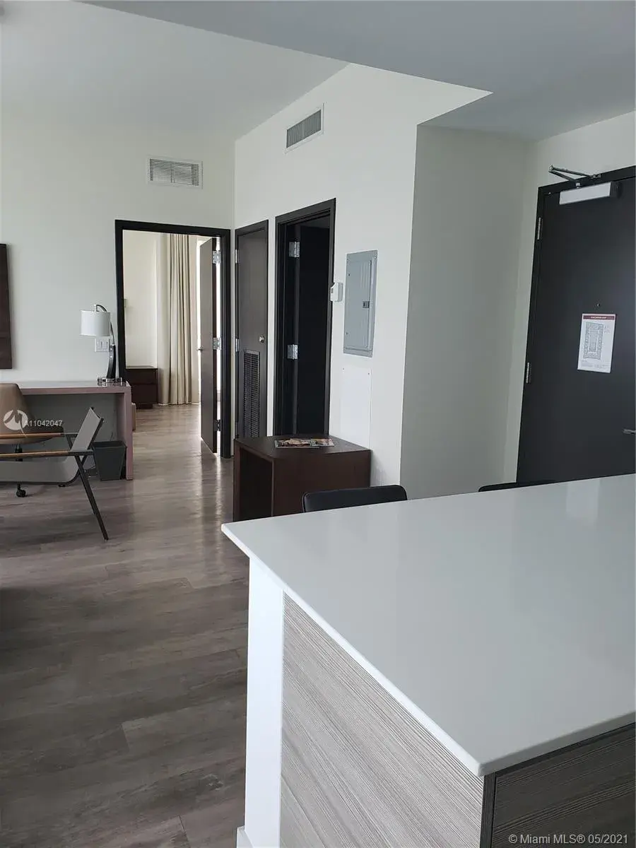 777 N Ocean Dr # S401, Hollywood FL 33019