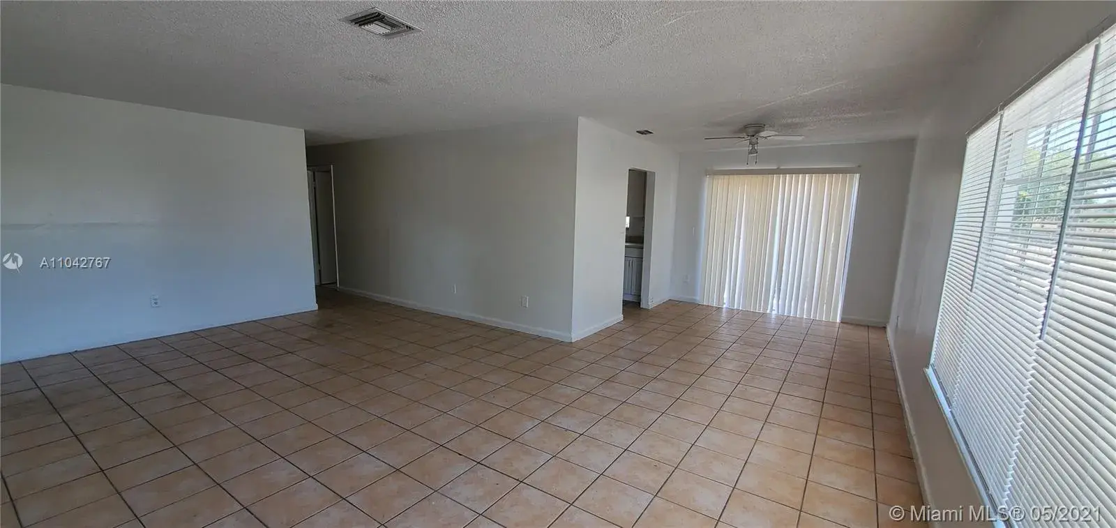 3 bedroom 2 bath Residential for sale at 1833 NW 54th Ter, Lauderhill FL 33313