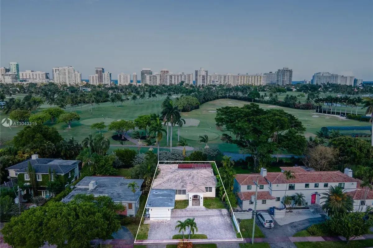 5825 Alton Rd, Miami Beach FL 33140