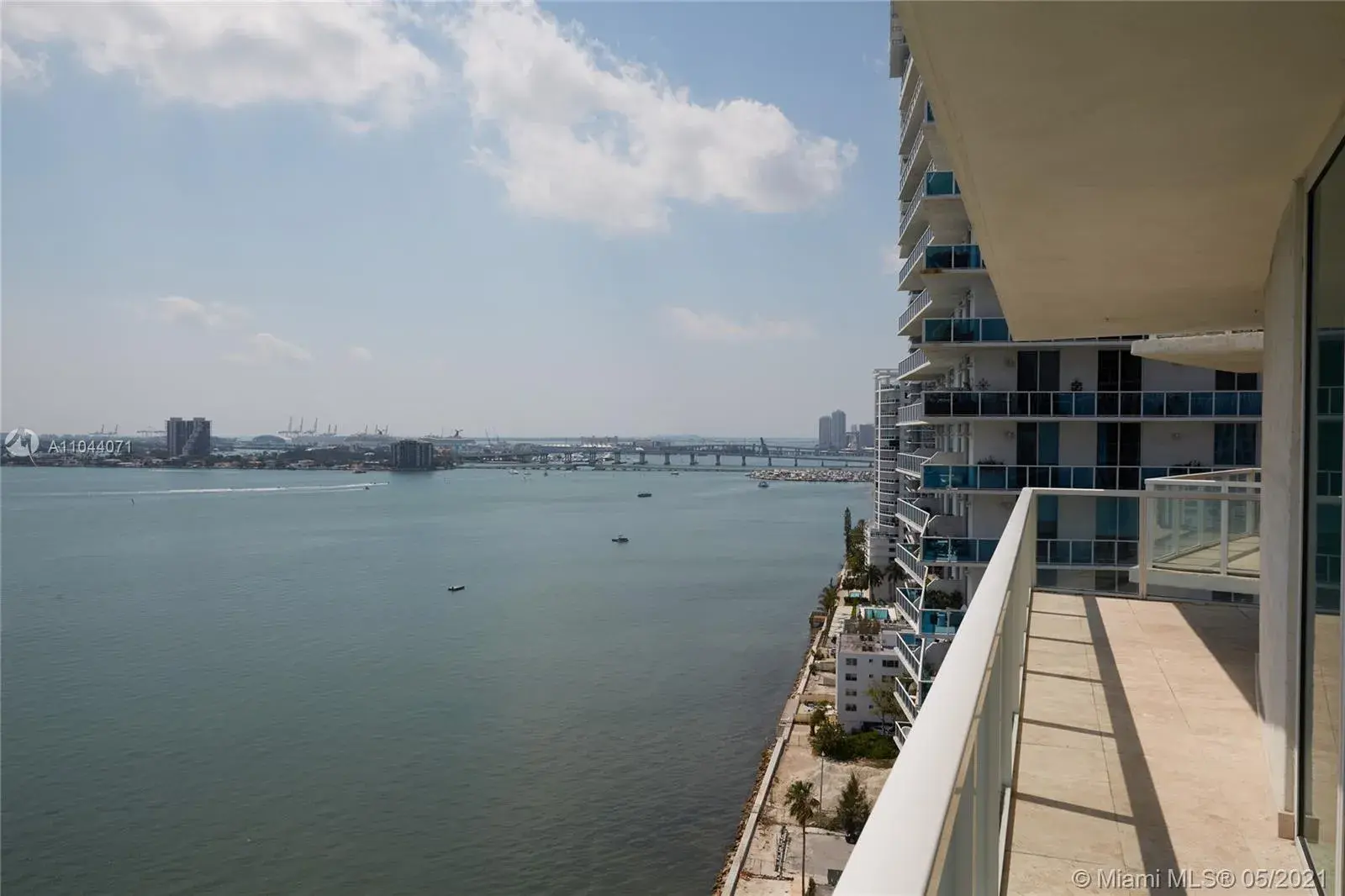 1 bedroom 1 bath Residential Lease for rent at 665 NE 25th St # 1602, Miami FL 33137