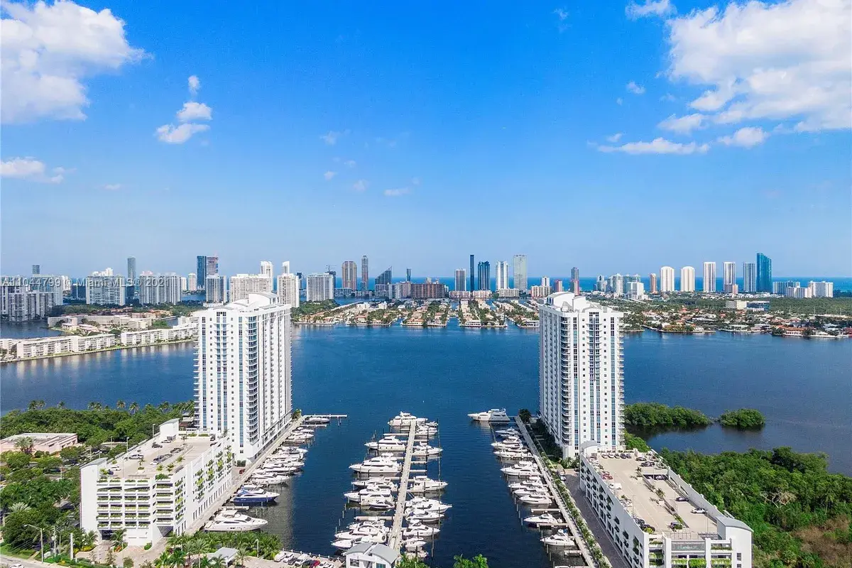 17211 Biscayne Blvd #86, Miami FL 33160