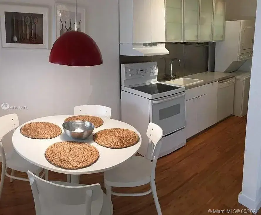 934 Michigan Ave # 208, Miami Beach FL 33139