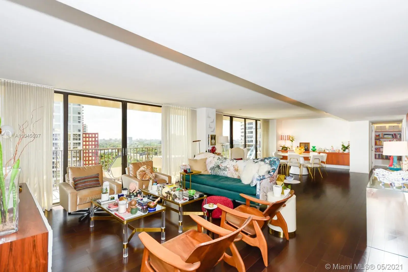 1450 Brickell Bay Dr # 1907, Miami FL 33131