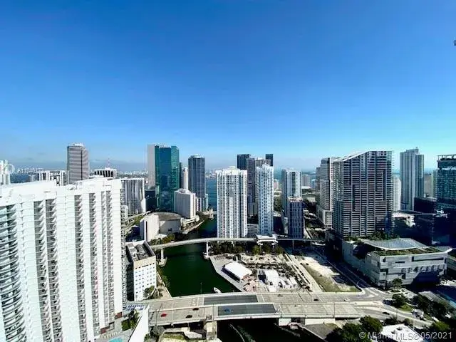 92 SW 3rd St # 4411, Miami FL 33130