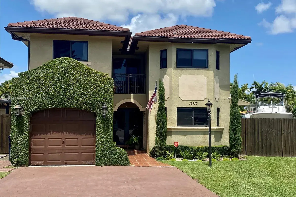 16710 SW 140th Ave, Miami FL 33177
