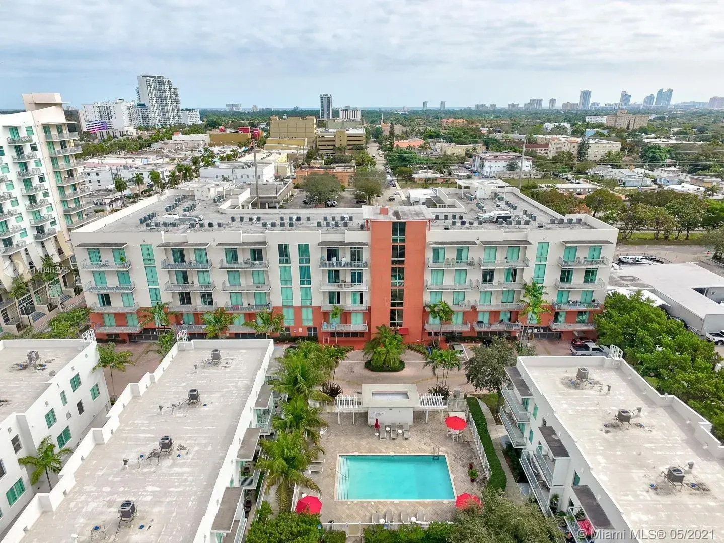 2 bedroom 2 bath Residential Lease for rent at 2100 Van Buren St # 321, Hollywood FL 33020