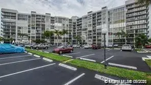 800 Parkview Dr # 207, Hallandale Beach FL 33009