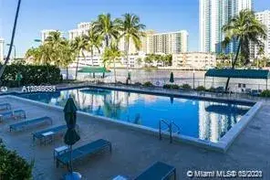800 Parkview Dr # 207, Hallandale Beach FL 33009