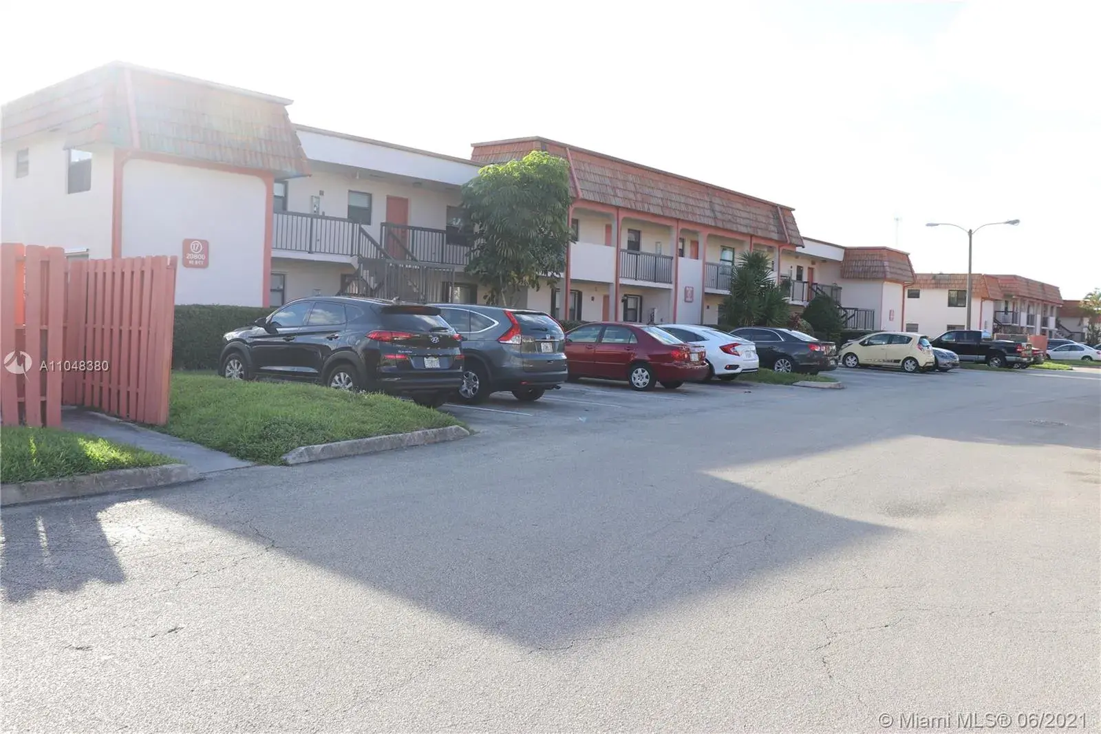 3 bedroom 2 bath Residential Lease for rent at 20800 NE 8th Ct # 17, Miami FL 33179