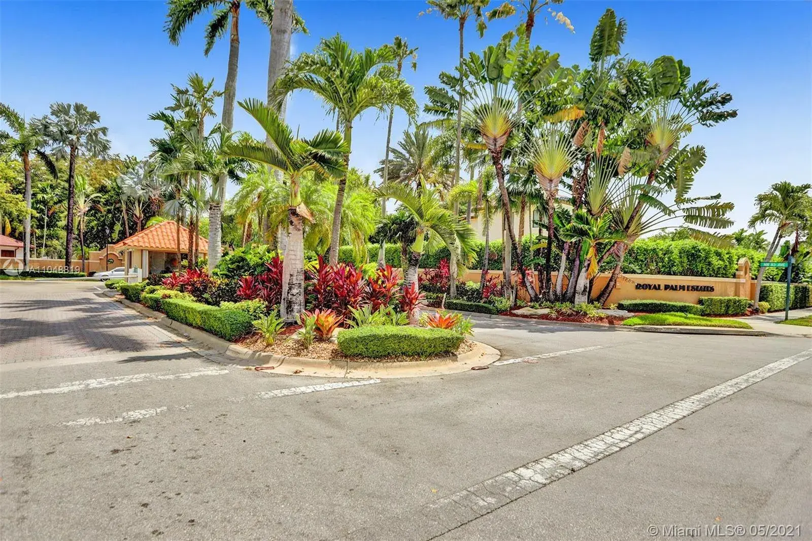 4 bedroom 3 bath Residential for sale at 15545 NW 82nd Pl, Miami Lakes FL 33016