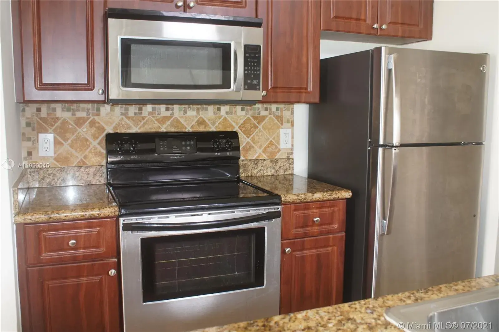 2 bedroom 2 bath Residential Lease for rent at 10521 SW 157th Pl # 201, Miami FL 33196