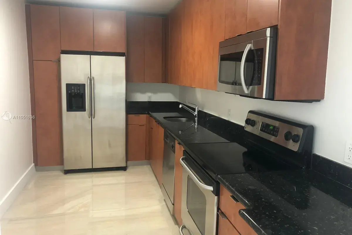 401 69th St # 711, Miami Beach FL 33141