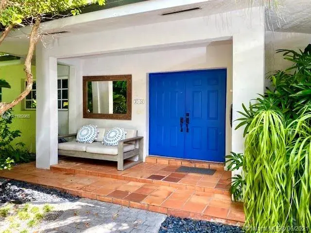 4 bedroom 2 bath for rent at 210 Greenwood Drive, Key Biscayne FL 33149