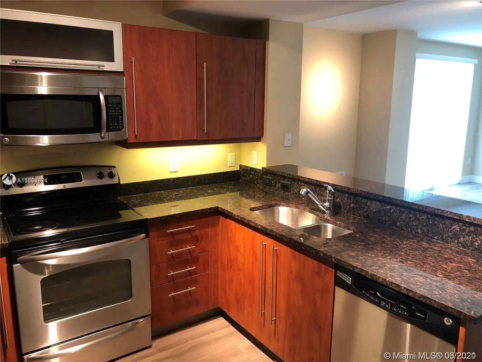 7350 SW 89th St # 706S, Miami FL 33156