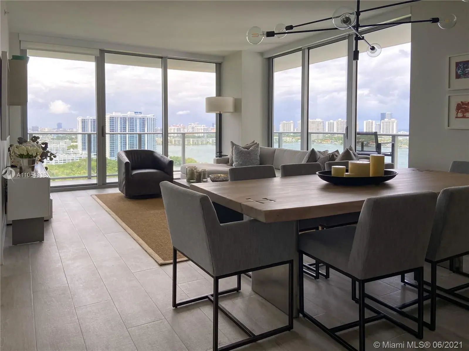 16385 Biscayne Blvd # 2107, North Miami Beach FL 33160