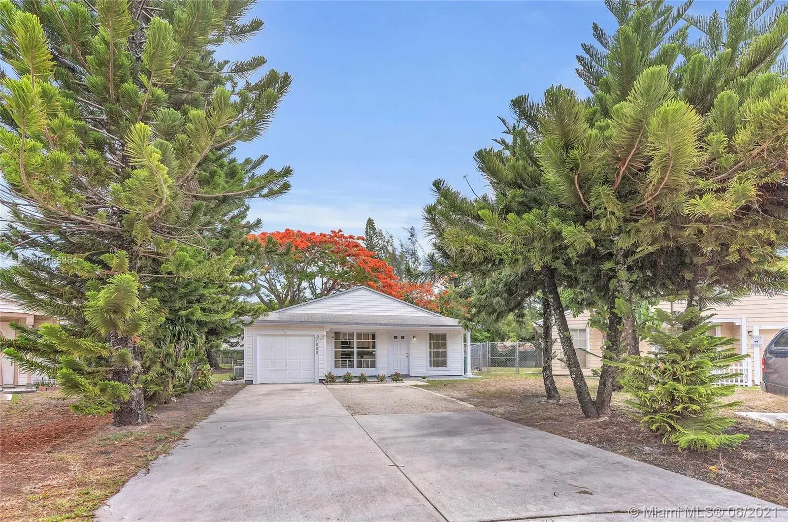 3 bedroom 2 bath Residential Lease for rent at 1800 SW 82nd Ter, Miramar FL 33025