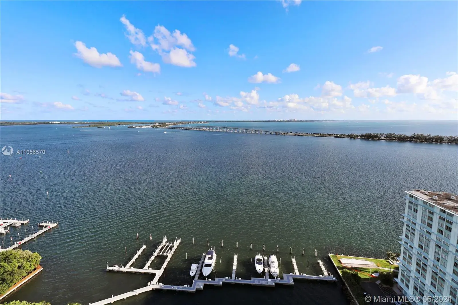 4 bedroom 4 bath Residential Lease for rent at 1643 Brickell Ave # 2805, Miami FL 33129