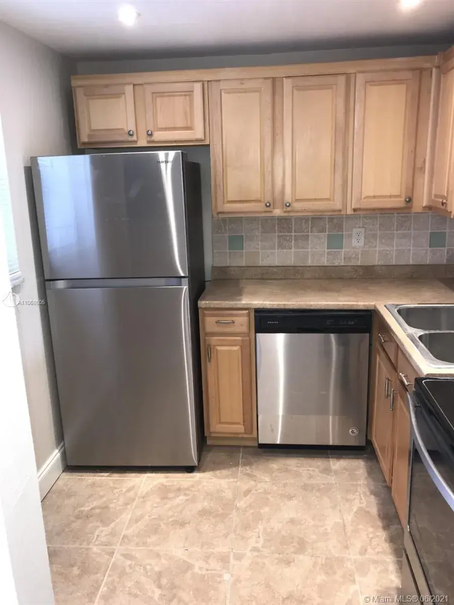 1 bedroom 1 bath Residential Lease for rent at 2800 NW 56th Ave # D304, Lauderhill FL 33313