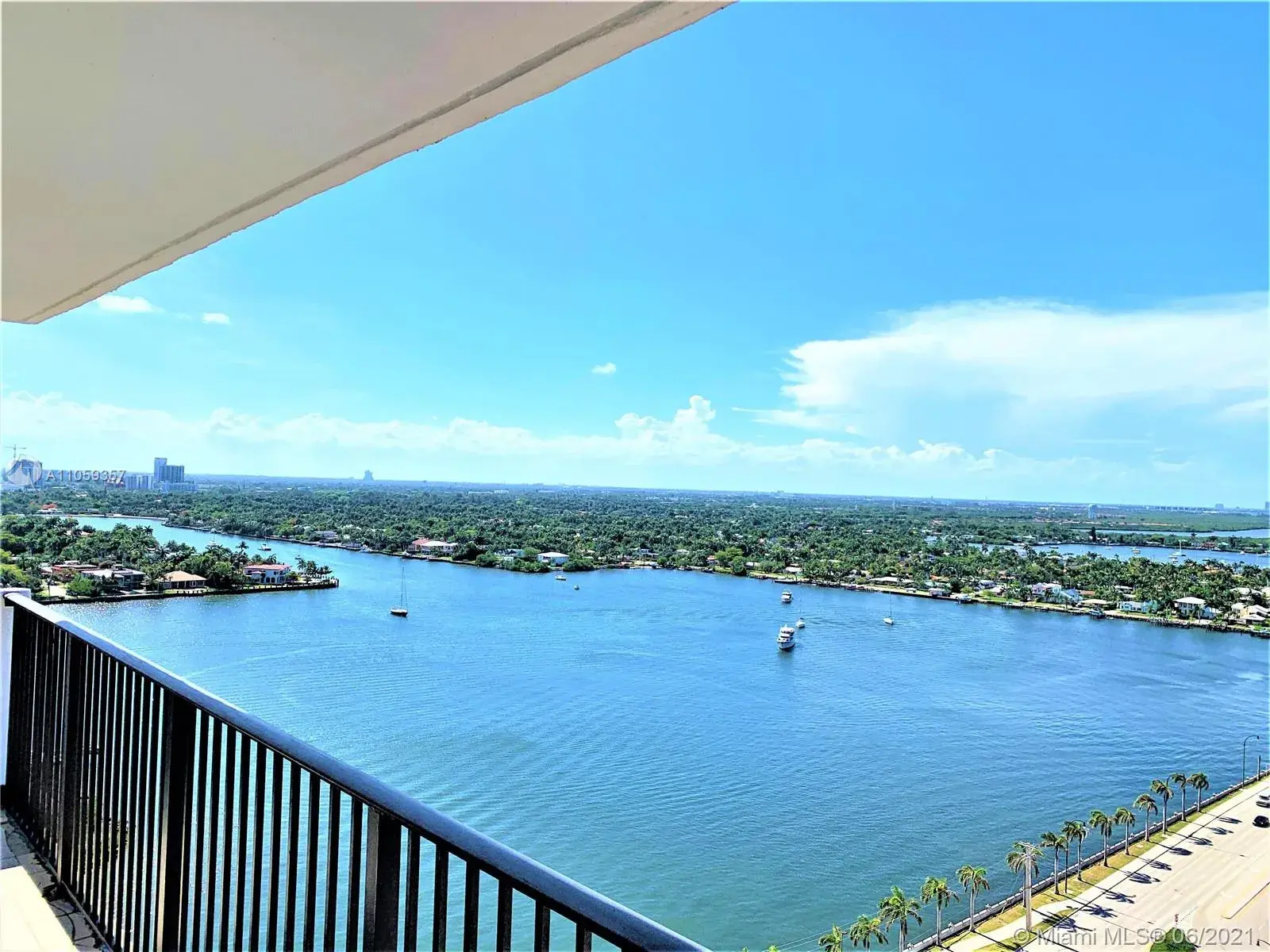 1201 S Ocean Dr # 2411S, Hollywood FL 33019