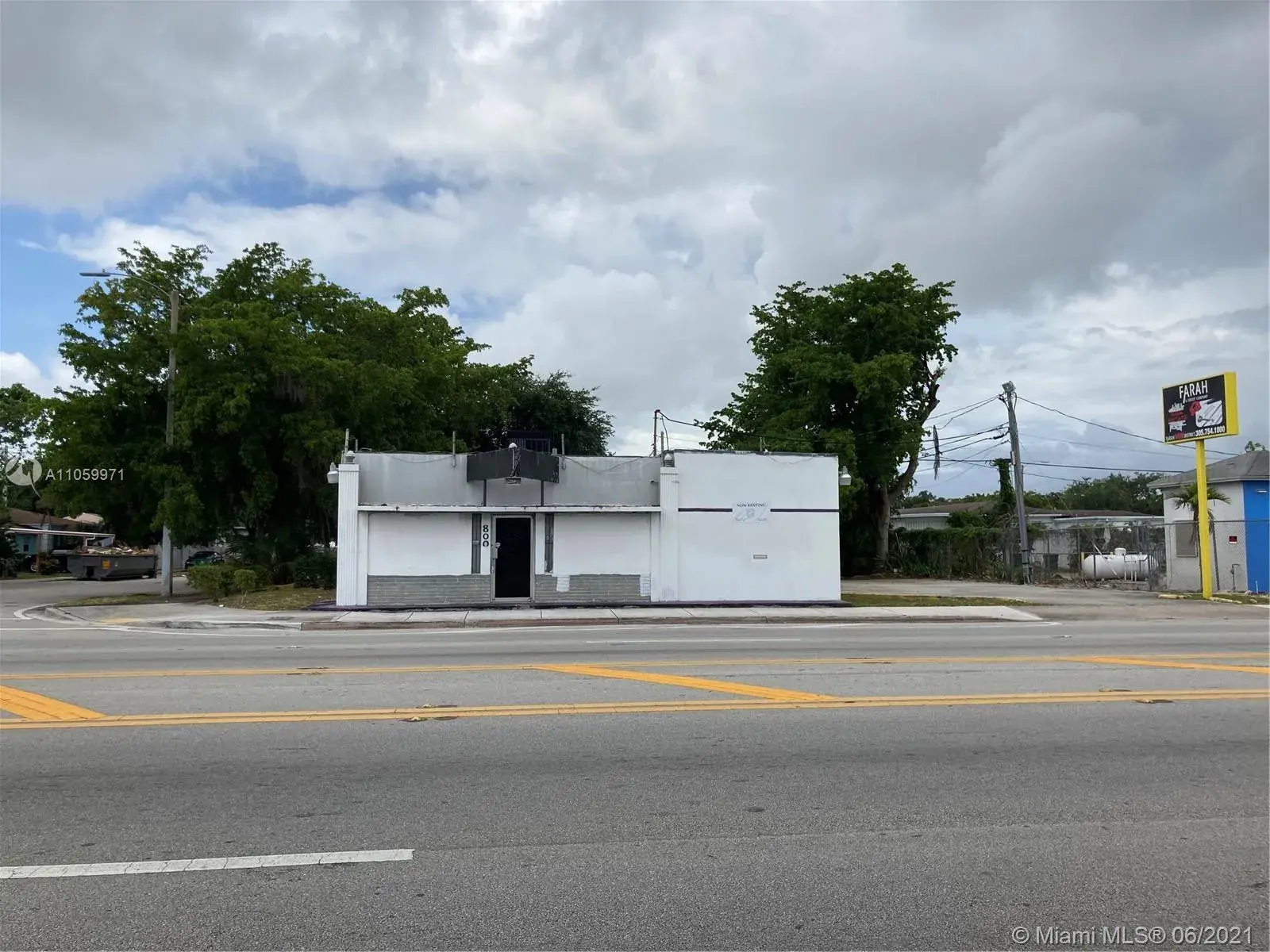 Commercial Sale for sale at 800 NW 54th STREET, Miami FL 33127