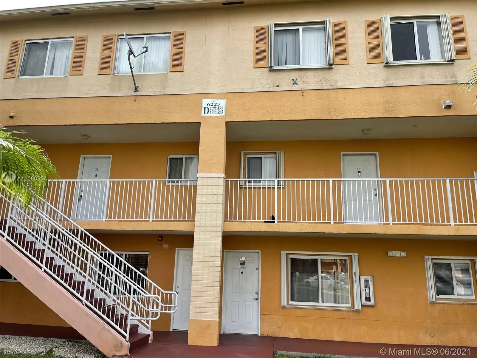 6225 SW Kendale Lakes Cir # 258, Miami FL 33183 photo 2