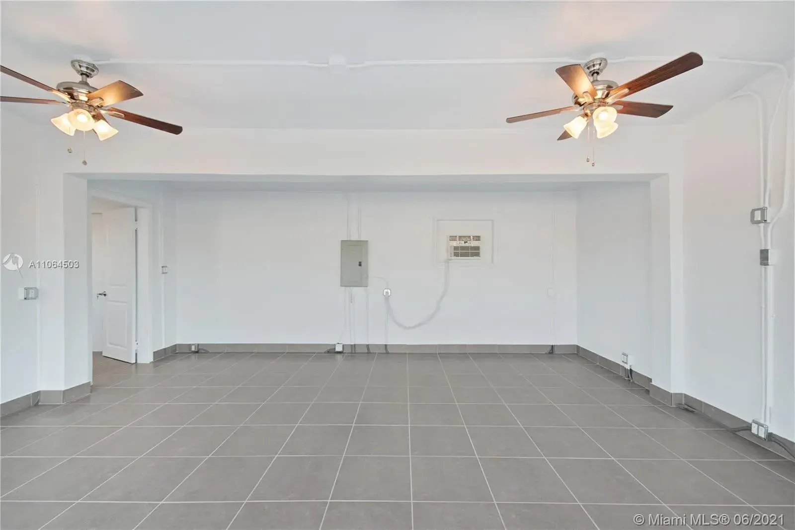 820 Foster Rd, Hallandale Beach FL 33009
