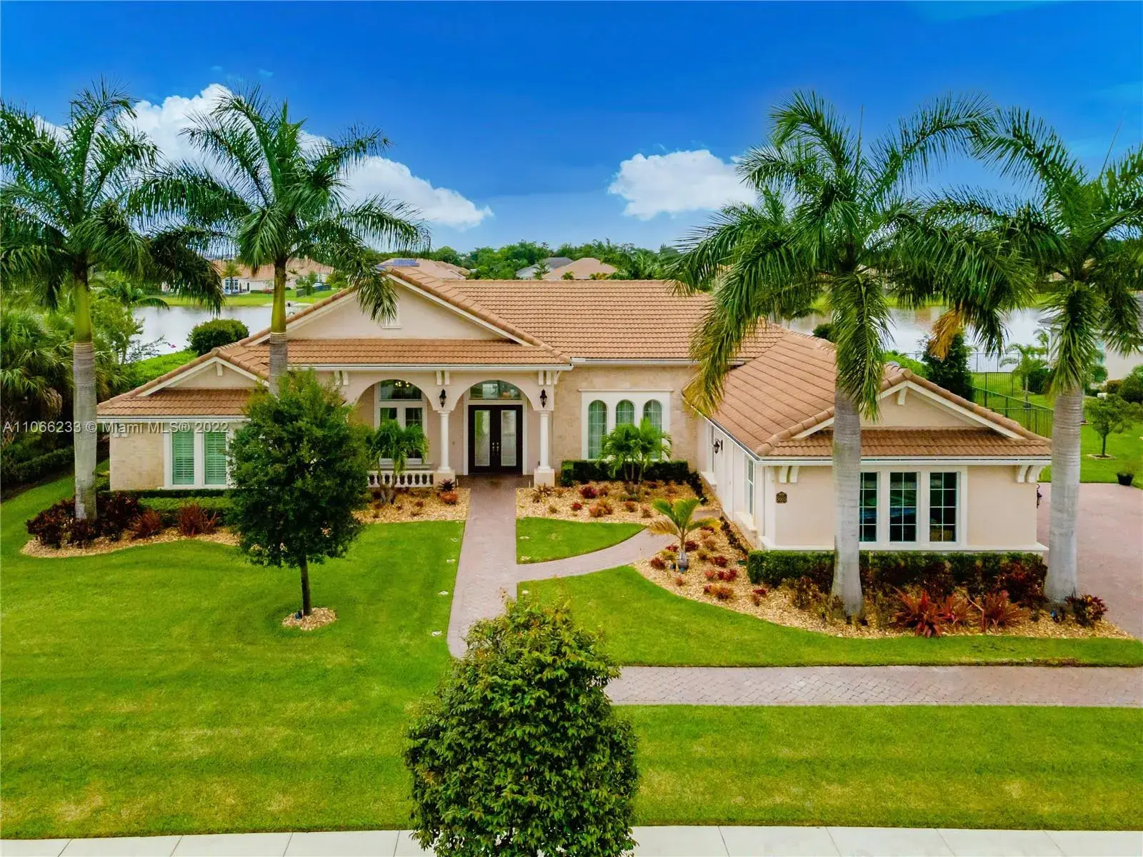 4 bedroom 5 bath for sale at 5669 S Sterling Ranch Dr, Davie FL 33314
