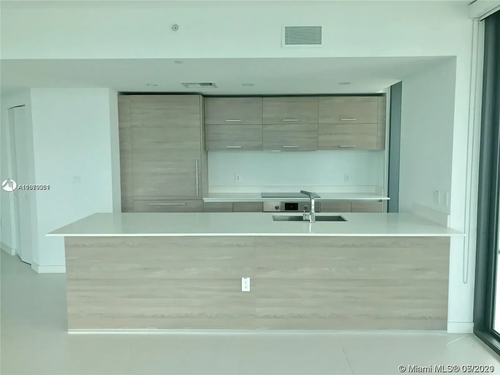 1300 S Miami Ave # 3901, Miami FL 33130