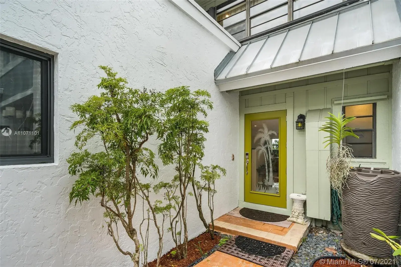 2 bedroom 2 bath for sale at 7130 SW 48th Ln, Miami FL 33155