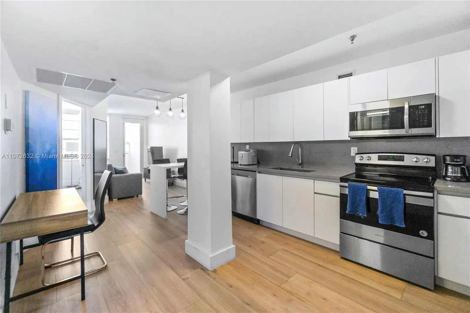 100 Lincoln Rd # 1627, Miami Beach FL 33139