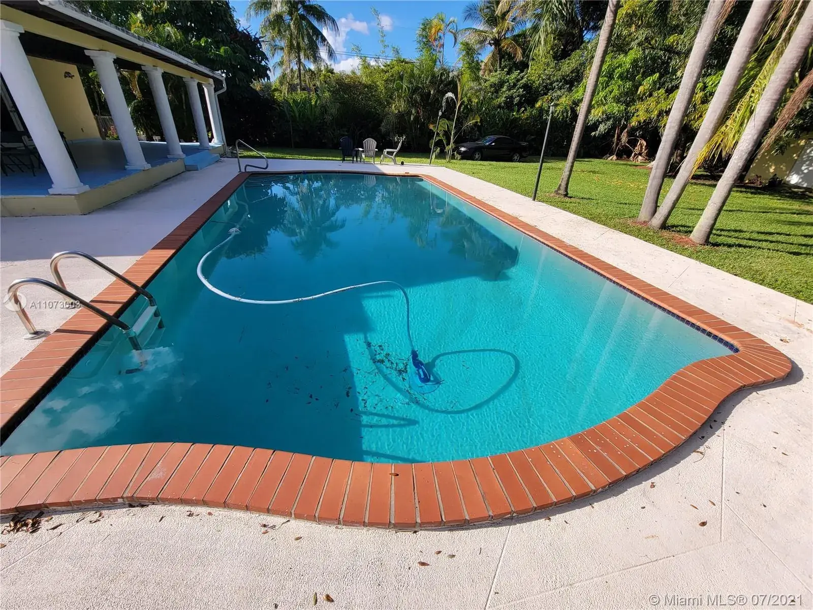 7825 SW 72nd Ave, Miami FL 33143