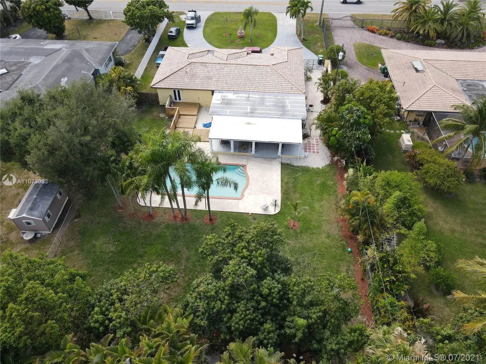 7825 SW 72nd Ave, Miami FL 33143