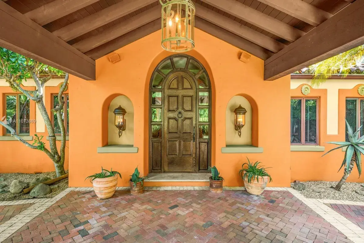4224 Lennox Dr, Miami FL 33133