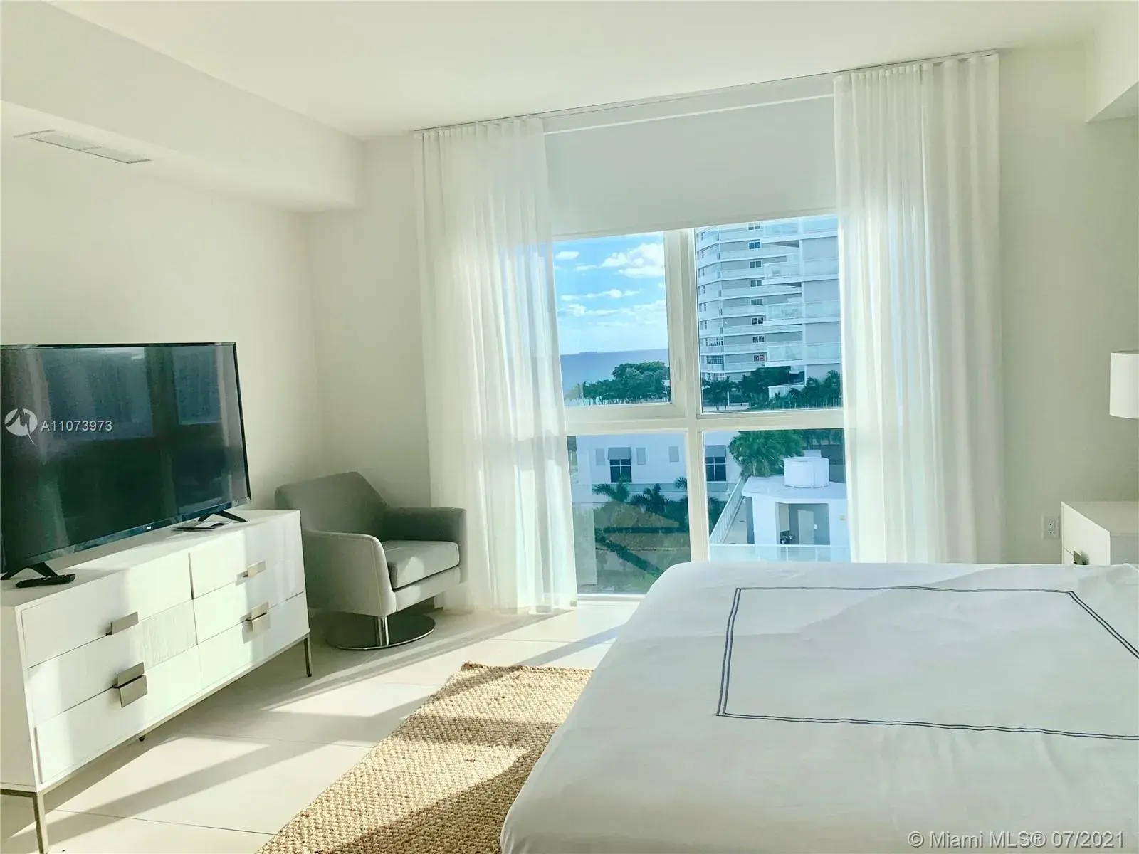 401 N Birch Rd # 915, Fort Lauderdale FL 33304